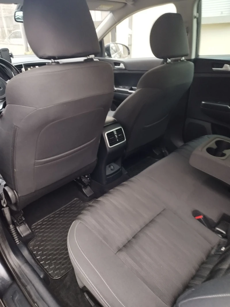 Kia Sportage 1.7CRDI, снимка 3 - Автомобили и джипове - 53373641
