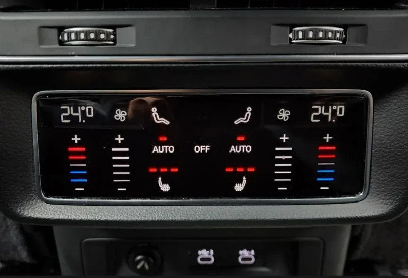 Audi Q8 Quattro* Premium* АвтоКредит* (ЦЕНА ДО БГ), снимка 16 - Автомобили и джипове - 53577085