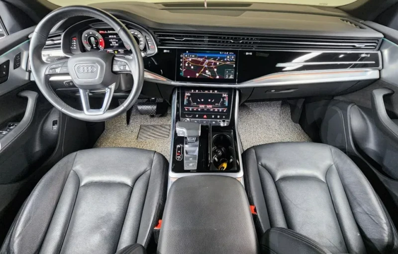 Audi Q8 Quattro* Premium* АвтоКредит* (ЦЕНА ДО БГ), снимка 6 - Автомобили и джипове - 53577085
