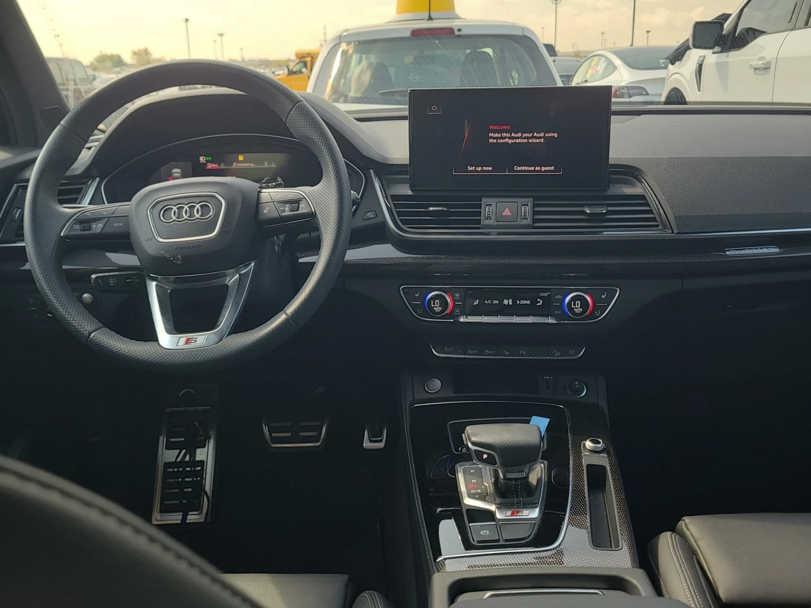 Audi SQ5 TECHNIK* CARFAX* АВТОФИНАНСИРАНЕ* Цена до България - изображение 6