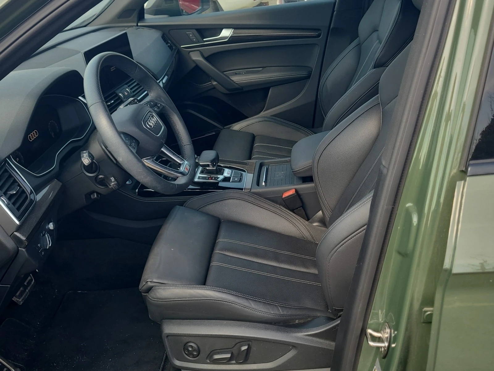 Audi SQ5 TECHNIK* CARFAX* АВТОФИНАНСИРАНЕ* Цена до България - изображение 5