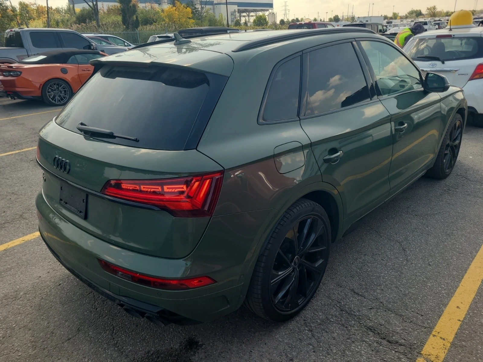 Audi SQ5 TECHNIK* CARFAX* АВТОФИНАНСИРАНЕ* Цена до България - изображение 4
