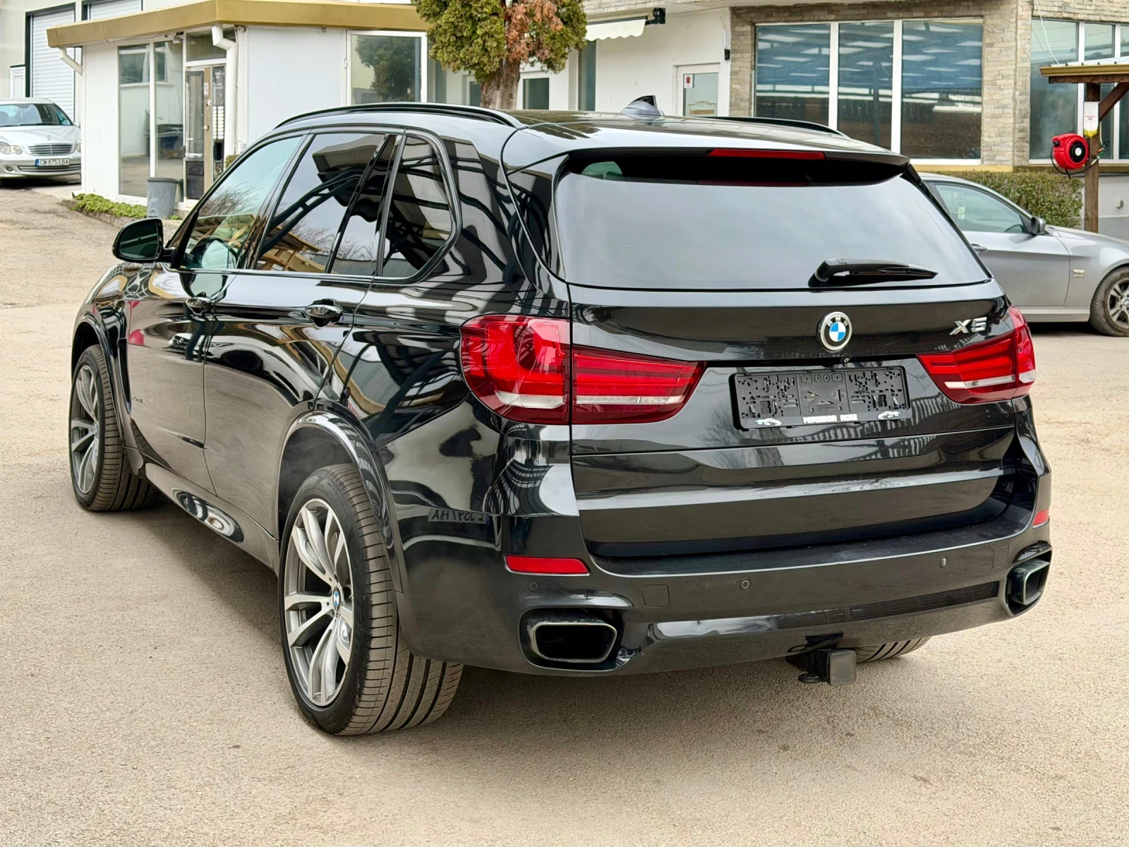 BMW X5 35i xDrive M-pack, снимка 5 - Автомобили и джипове - 53892621