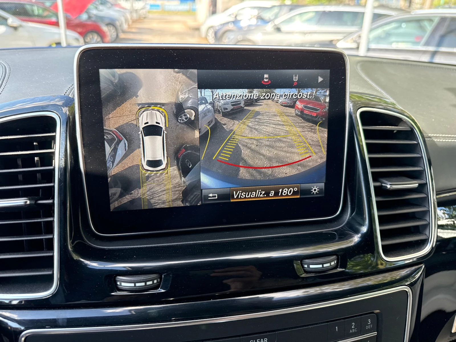 Mercedes-Benz GLE 63 S AMG 360///Key-Less///Panorama///Navi///Memory///, снимка 14 - Автомобили и джипове - 54604718