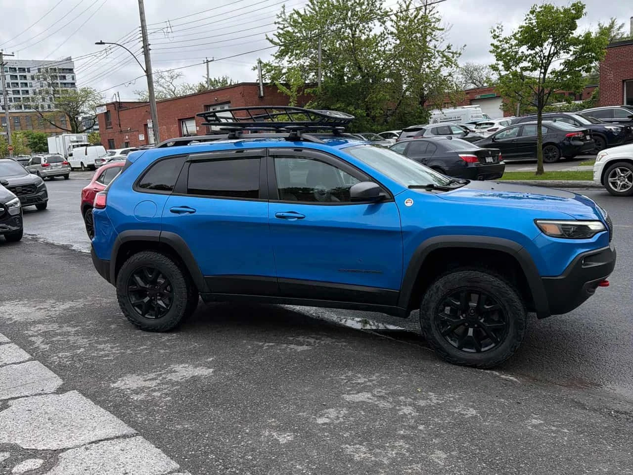 Jeep Cherokee * TRAILHAWK * 2 КЛЮЧА * ПОДГРЕВИ * CARFAX, снимка 3 - Автомобили и джипове - 54755557