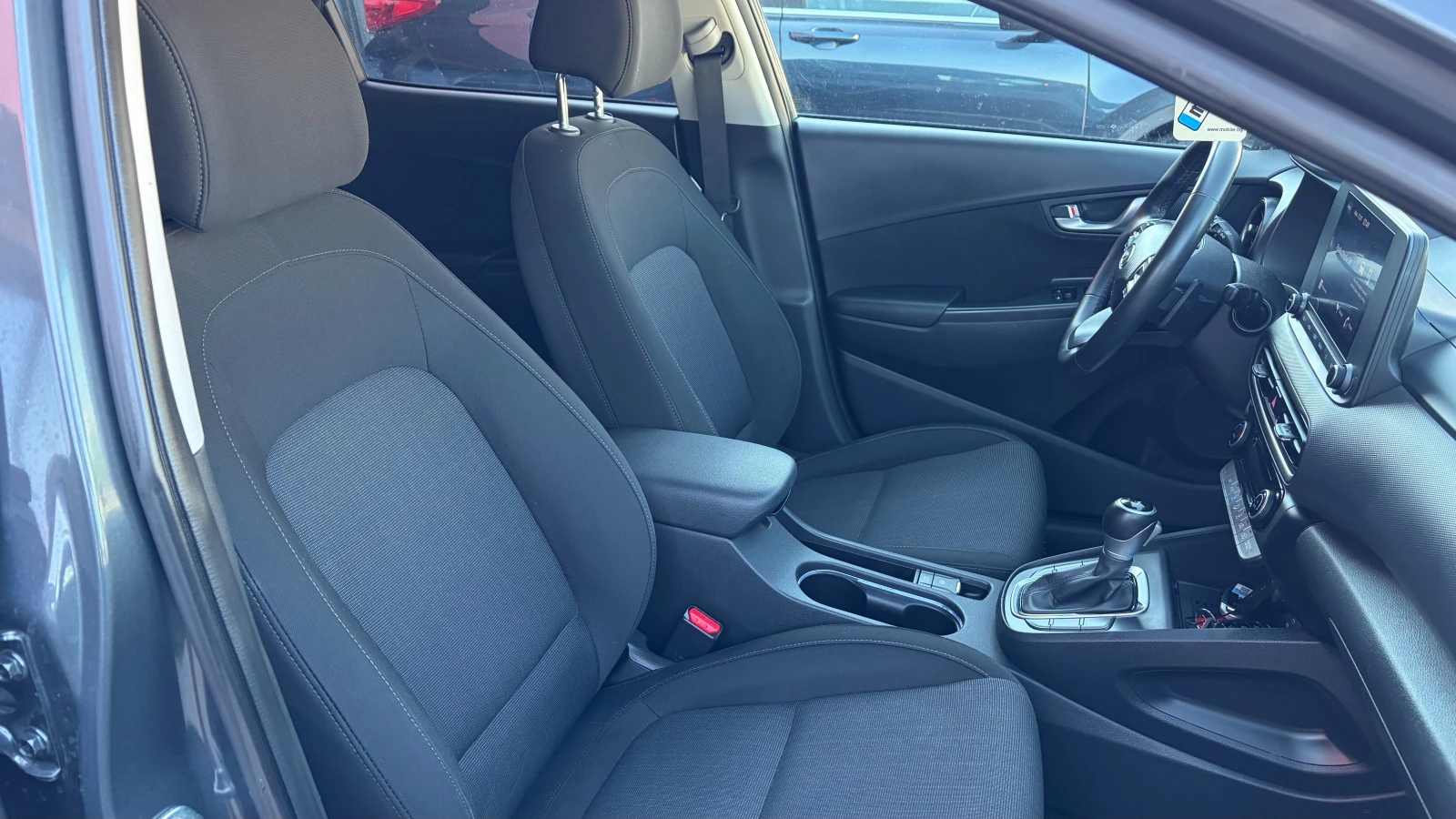 Hyundai Kona 1.6 HEV , снимка 13 - Автомобили и джипове - 55260097
