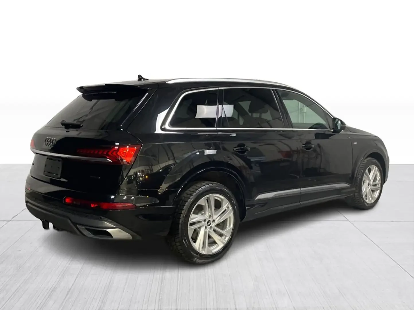 Audi Q7 55TFSI* MATRIX* S* LINE* 360КАМЕРА* МЪРТВА* ТОЧКА, снимка 3 - Автомобили и джипове - 55976936