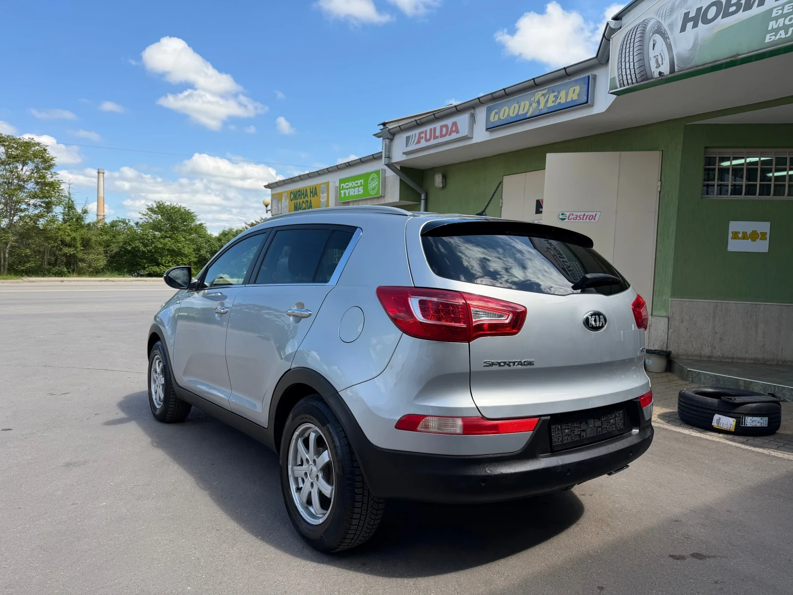 Kia Sportage Face* 2.0* 4x4* 136* Led* 155хл.км! Топ състояние!, снимка 7 - Автомобили и джипове - 56149658