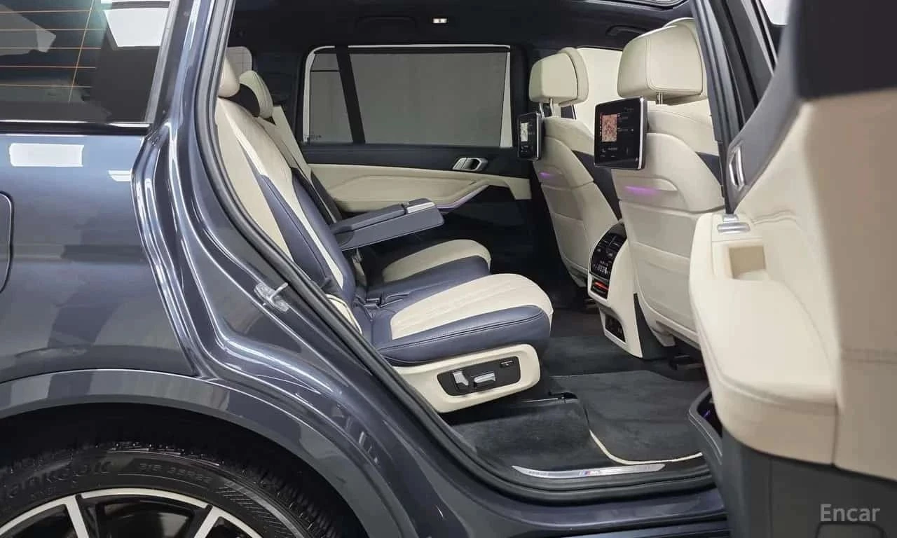 BMW X7, снимка 11 - Автомобили и джипове - 56685578