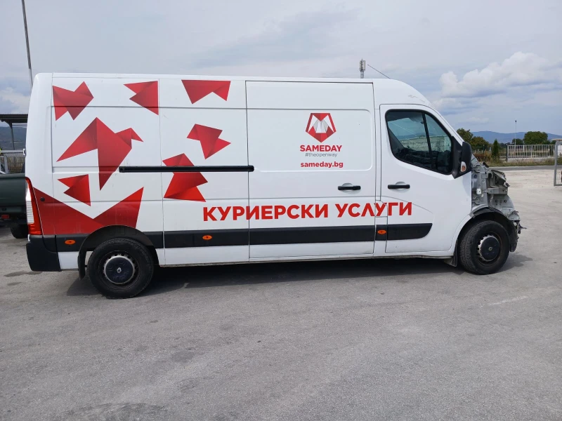 Renault Master 2.3dci 170hp, снимка 9 - Бусове и автобуси - 47926610