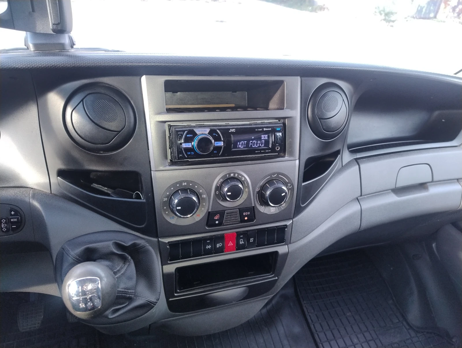 Iveco 35c15, снимка 12 - Бусове и автобуси - 56311651