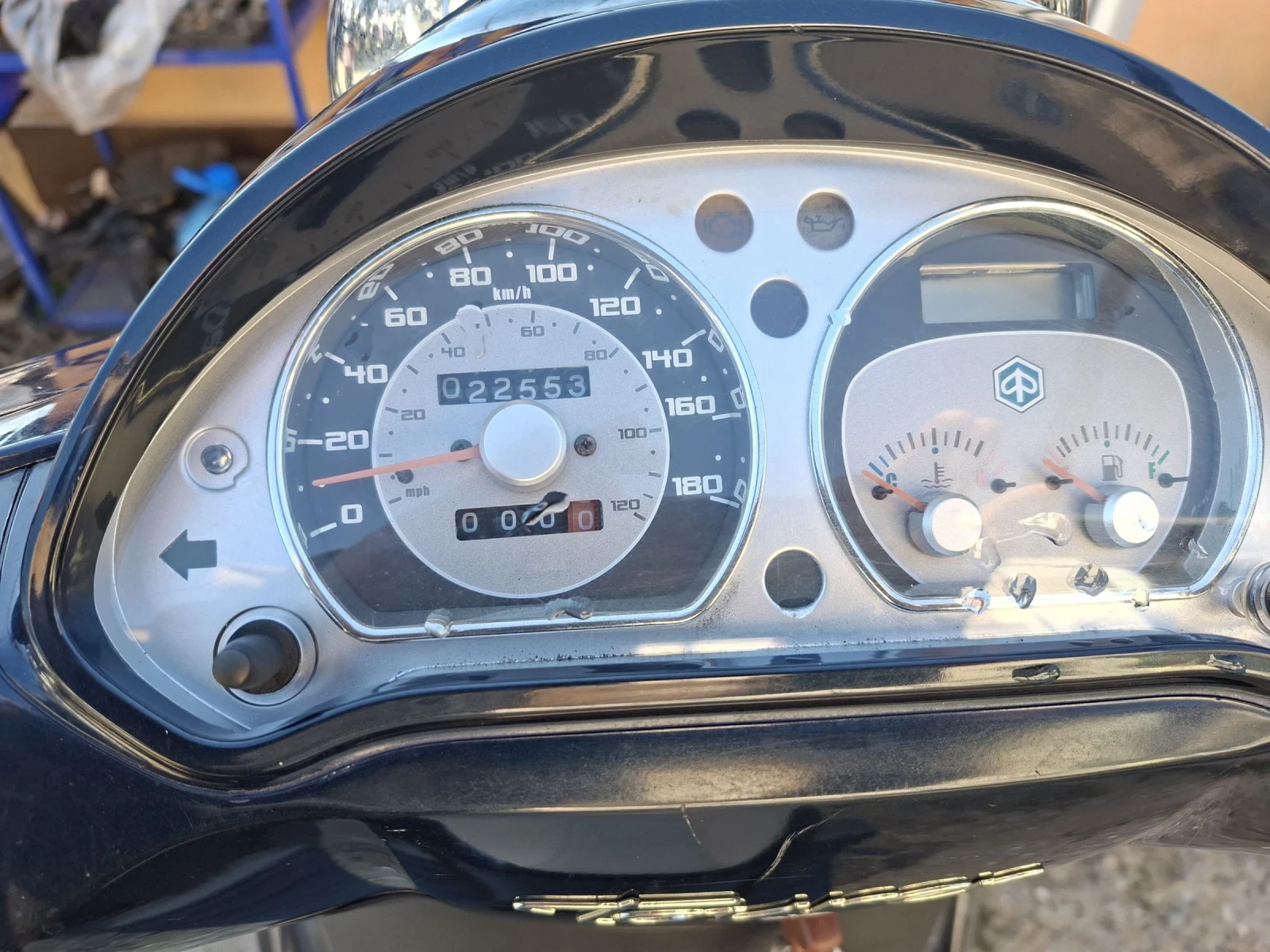 Piaggio Beverly 300ie tourer - изображение 7