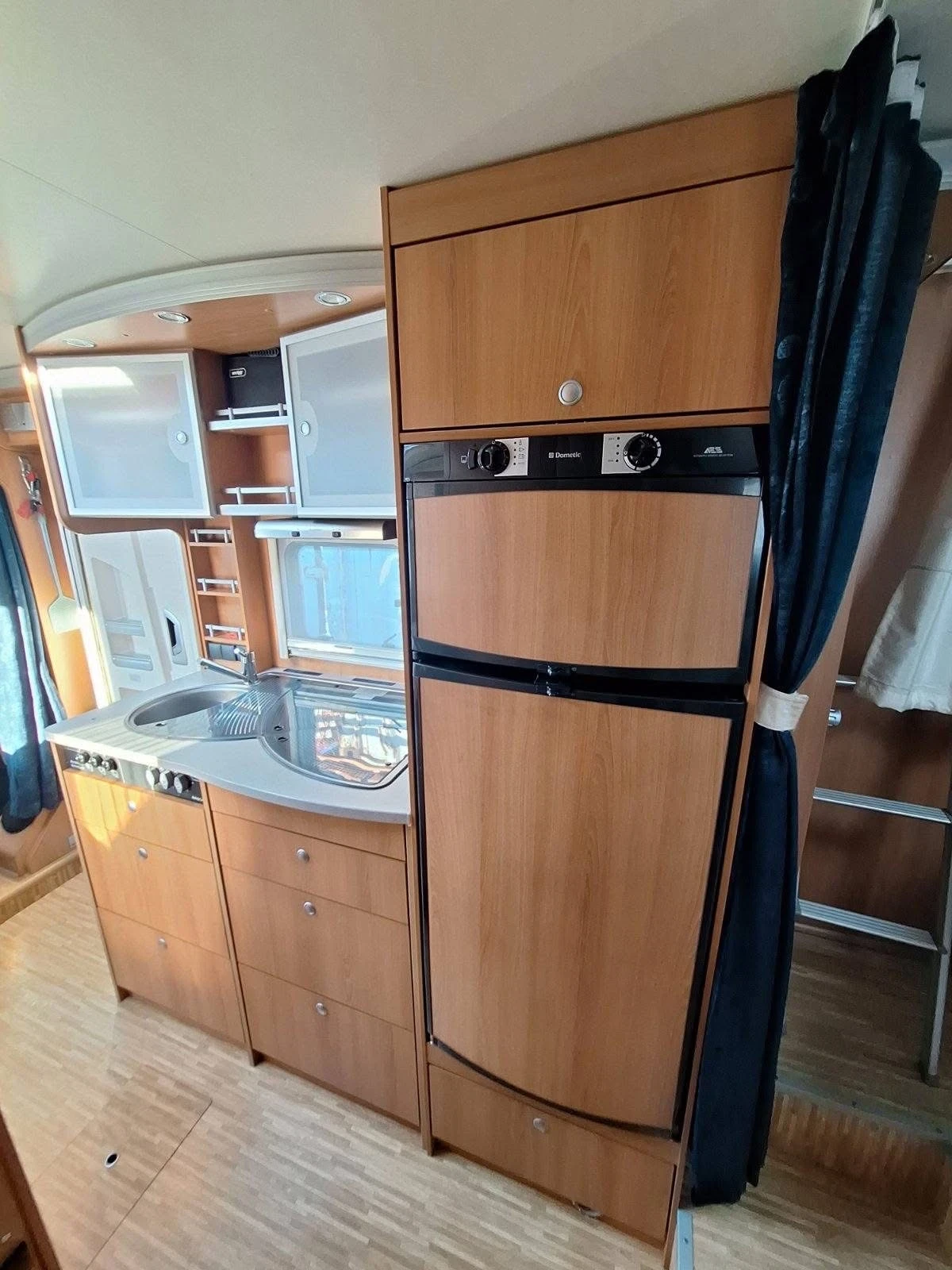 ������ Dethleffs Advantage Integal  | Mobile.bg � ����������� 9