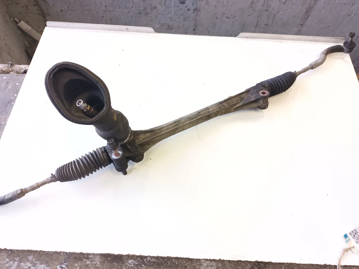 кормилна рейка Тойота Рав 4 2.2 д кат бл