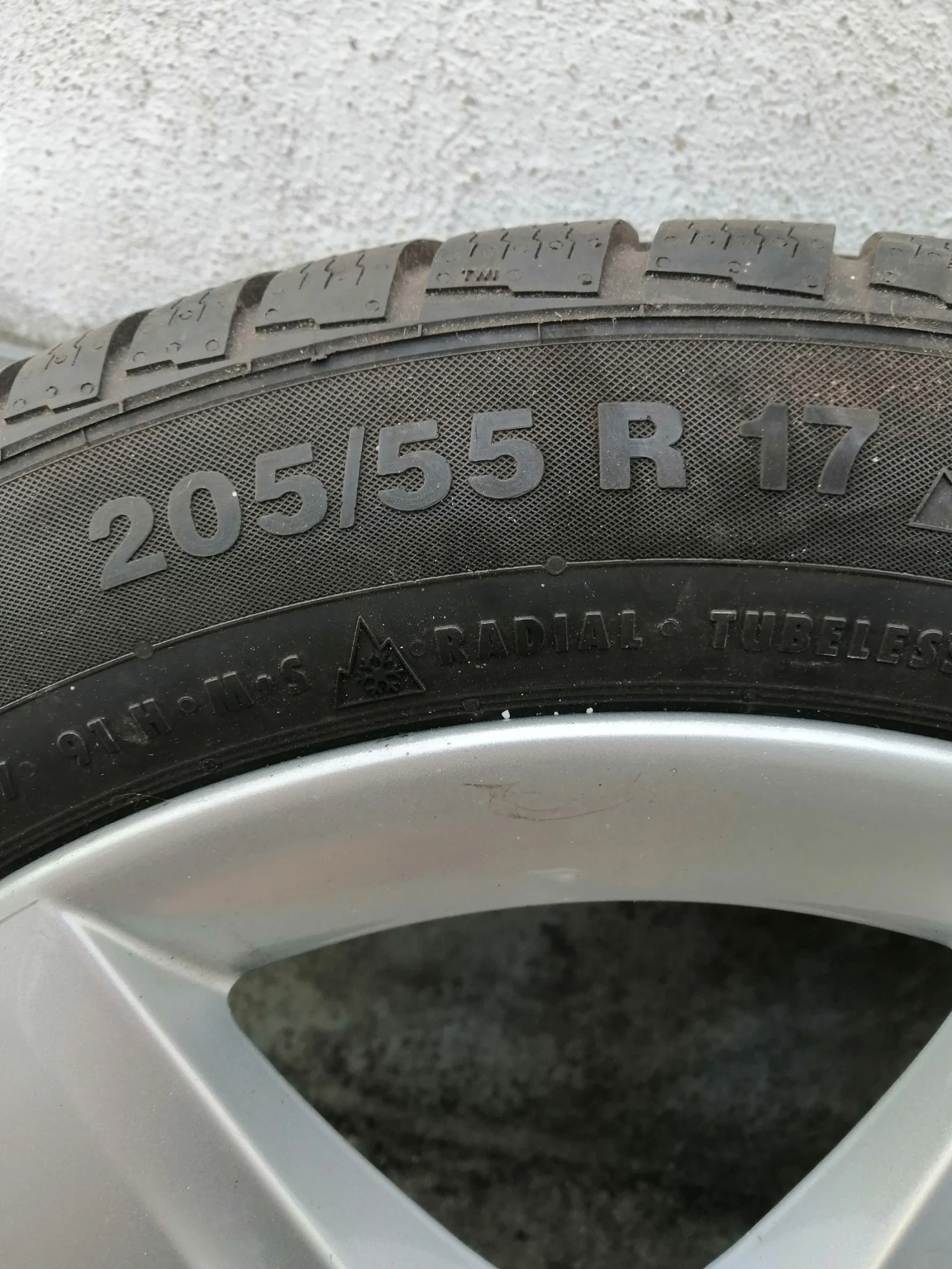    205/55R17  BMW | Mobile.bg   2