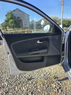 Seat Ibiza 1.4i, снимка 6