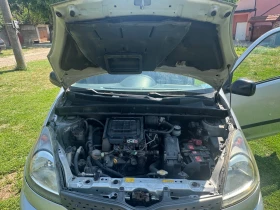 Toyota Yaris verso, снимка 14