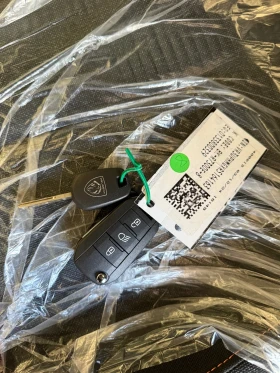 Peugeot 208 1.2i Чисто нов 15км. - 14790 € / 28926.73 лв. - 19908256 14