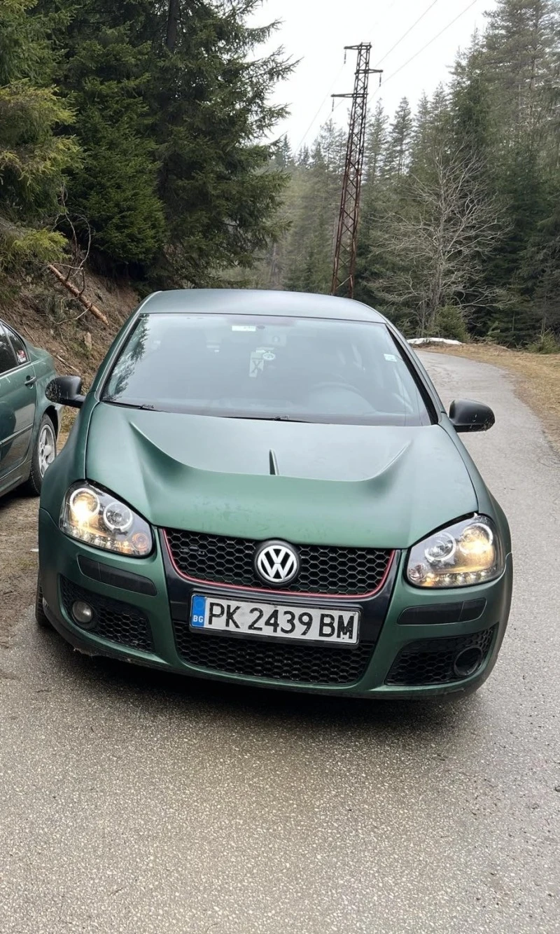 VW Golf 5, снимка 1 - Автомобили и джипове - 47245796