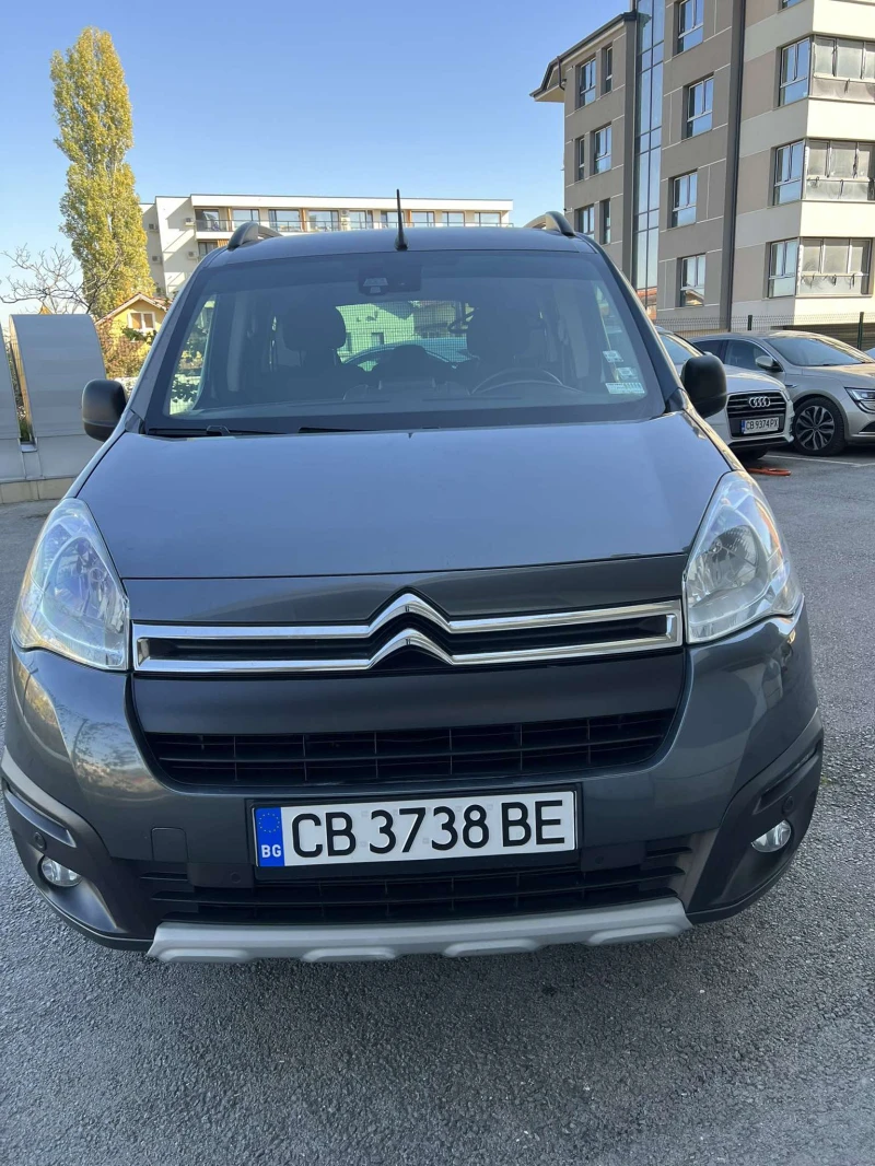 Citroen Berlingo, снимка 4 - Автомобили и джипове - 47763039