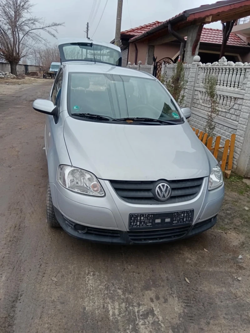 VW Fox 1, 2, снимка 1 - Автомобили и джипове - 48241727