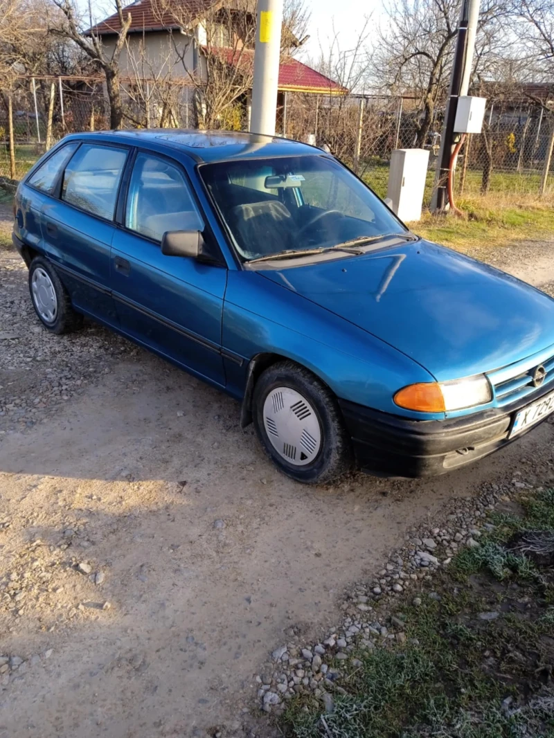 Opel Astra Хечбек , снимка 3 - Автомобили и джипове - 48732293