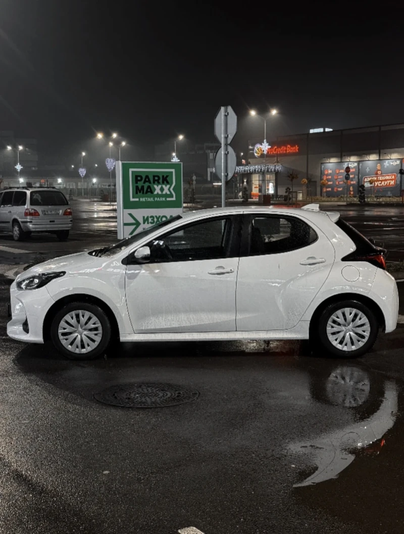 Toyota Yaris, снимка 2 - Автомобили и джипове - 52568701