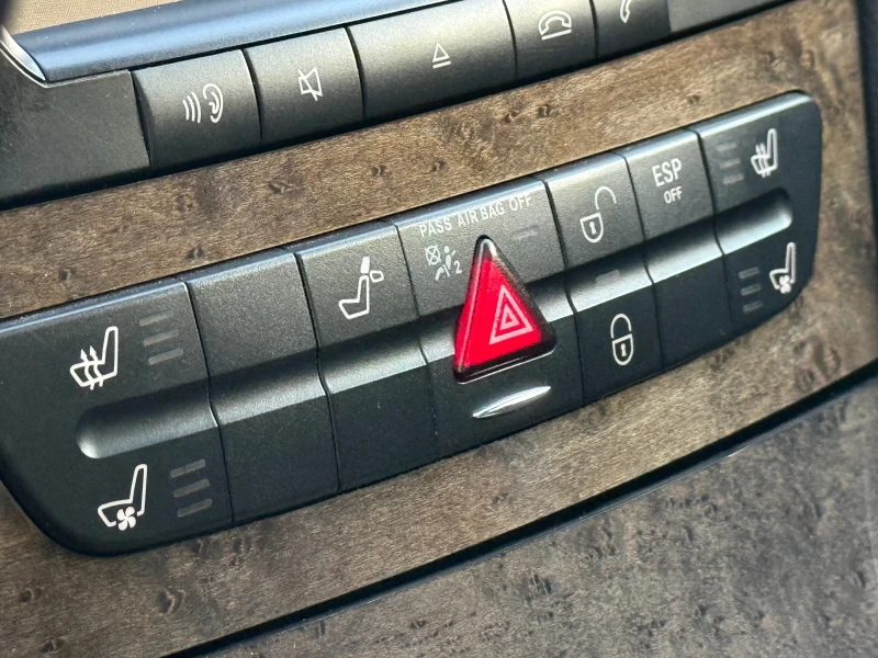 Mercedes-Benz CLS 320, снимка 11 - Автомобили и джипове - 52739799