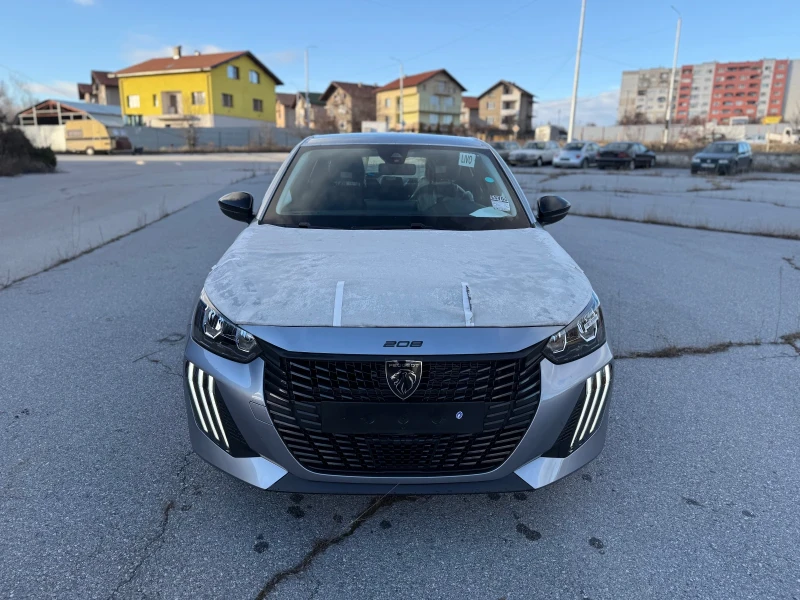 Peugeot 208 1.2i Чисто нов 15км., снимка 2 - Автомобили и джипове - 52968281