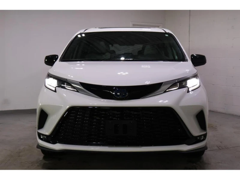Toyota Sienna  Hybrid XSE * 7 Места * Без Инциденти * Carfax * , снимка 2 - Автомобили и джипове - 53587088
