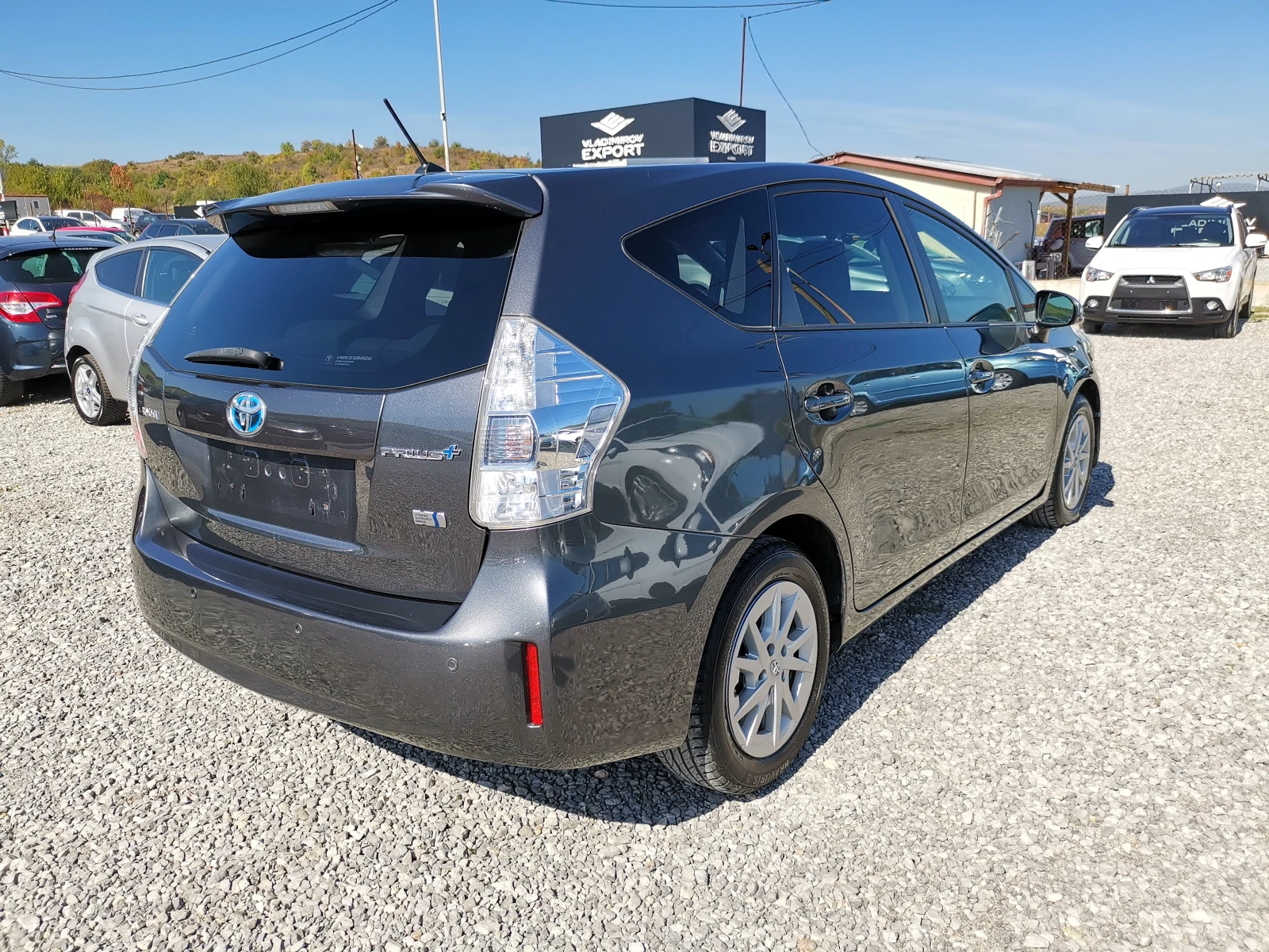 Toyota Prius + 1.8H 7m E5B - изображение 4