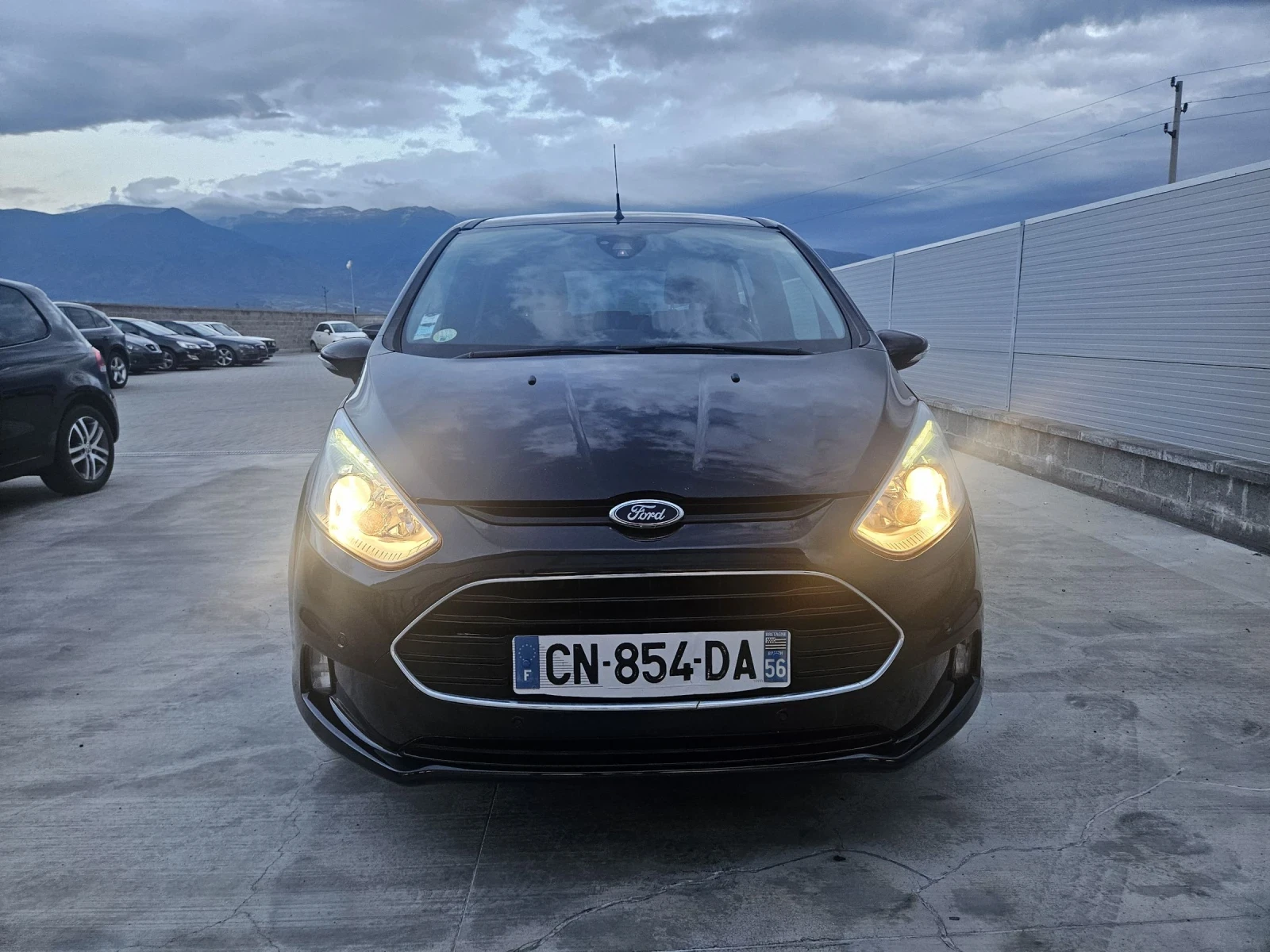 Ford B-Max 1.6TDCI / Panorama/ Titanium  - изображение 3