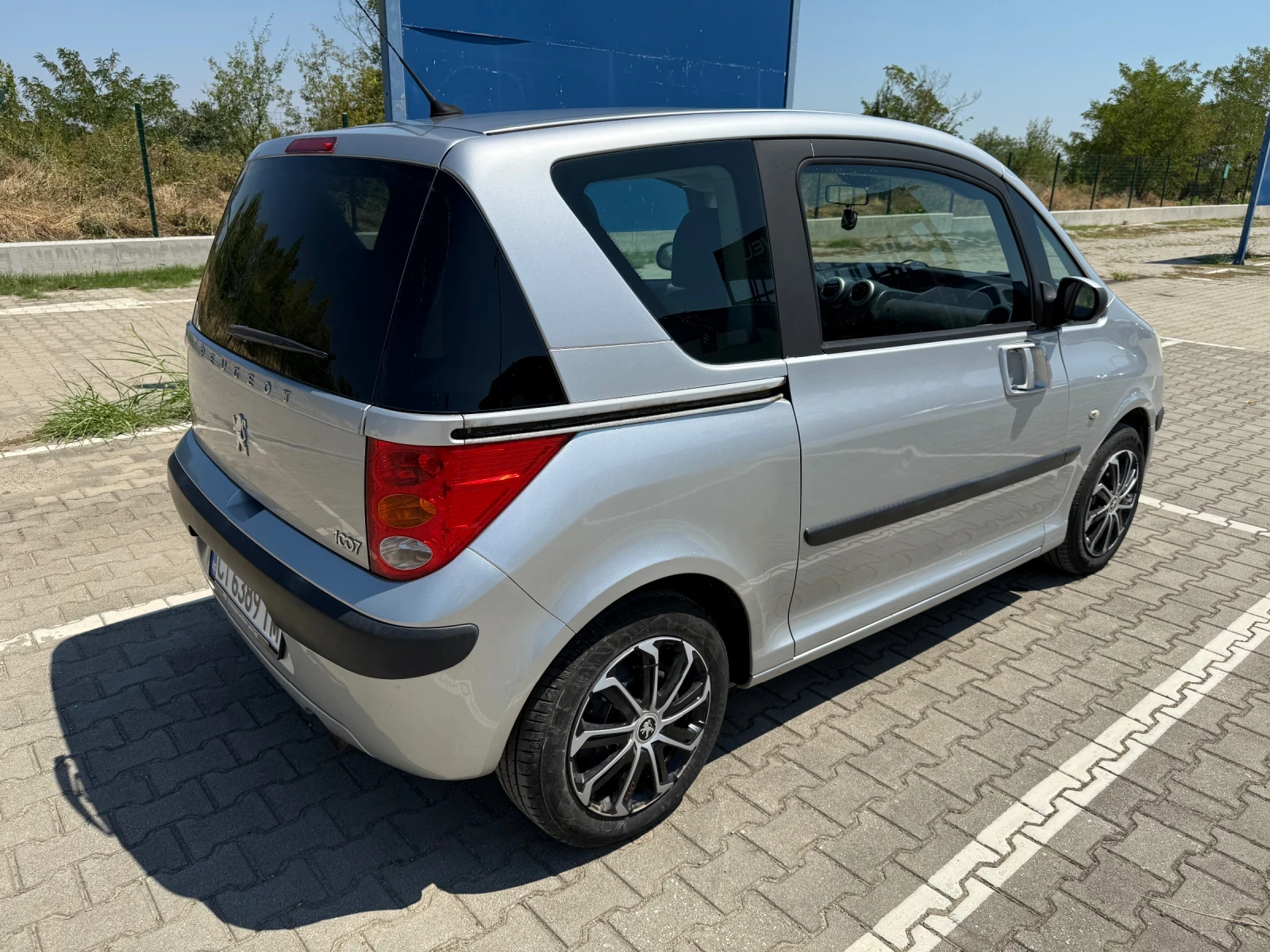 Peugeot 1007 1.4i - изображение 5