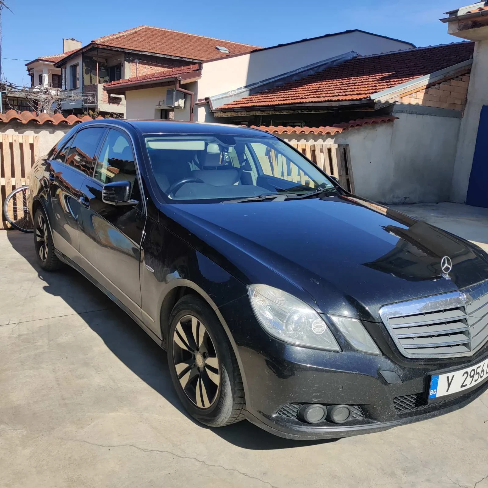 Mercedes-Benz E 220 Отлична зареждаш и караш  - изображение 3