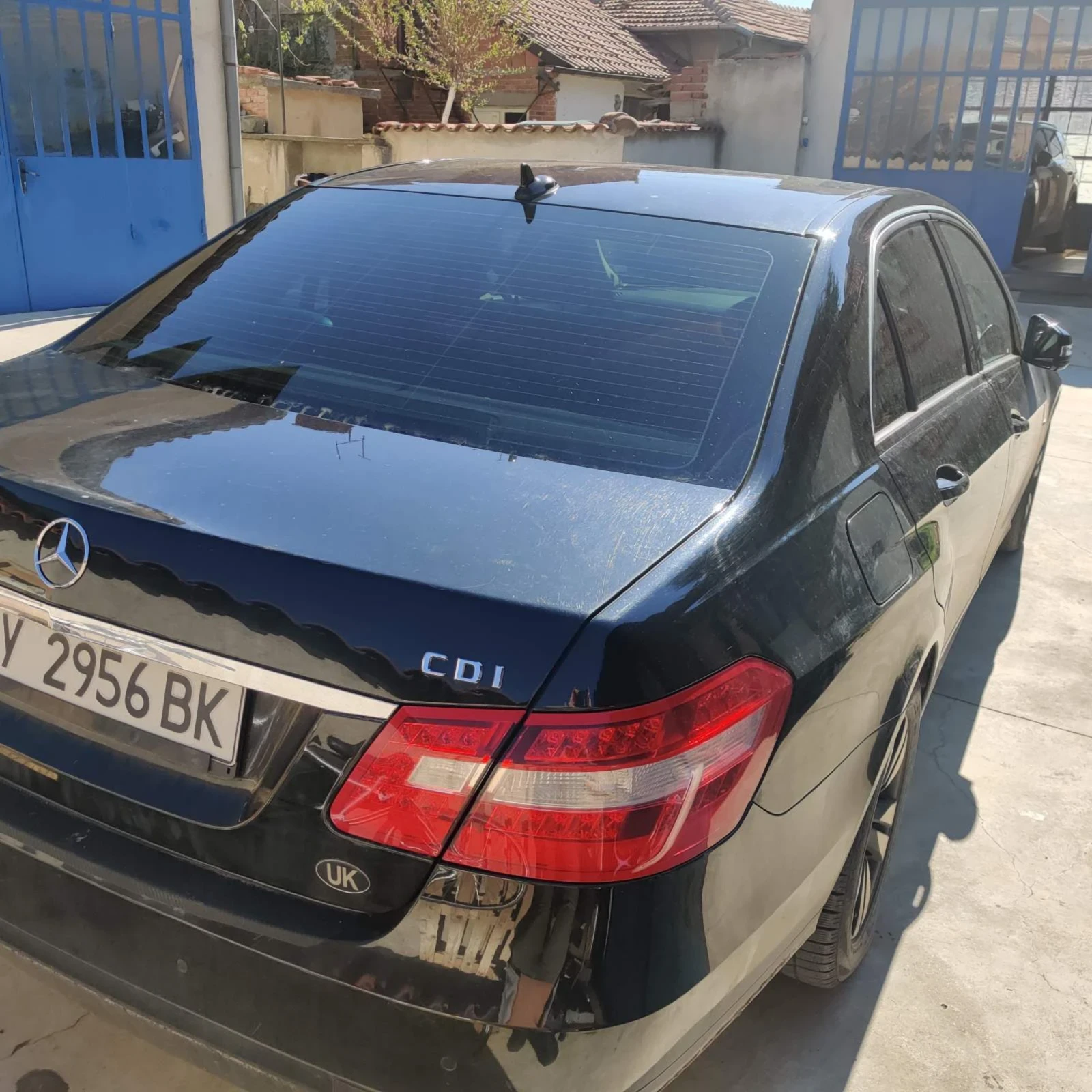 Mercedes-Benz E 220 Отлична зареждаш и караш  - изображение 8