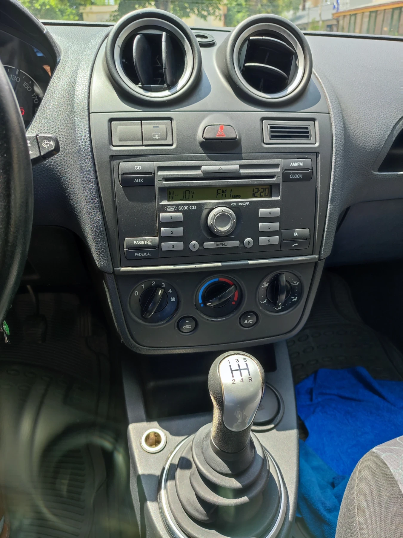 Ford Fiesta  - изображение 10