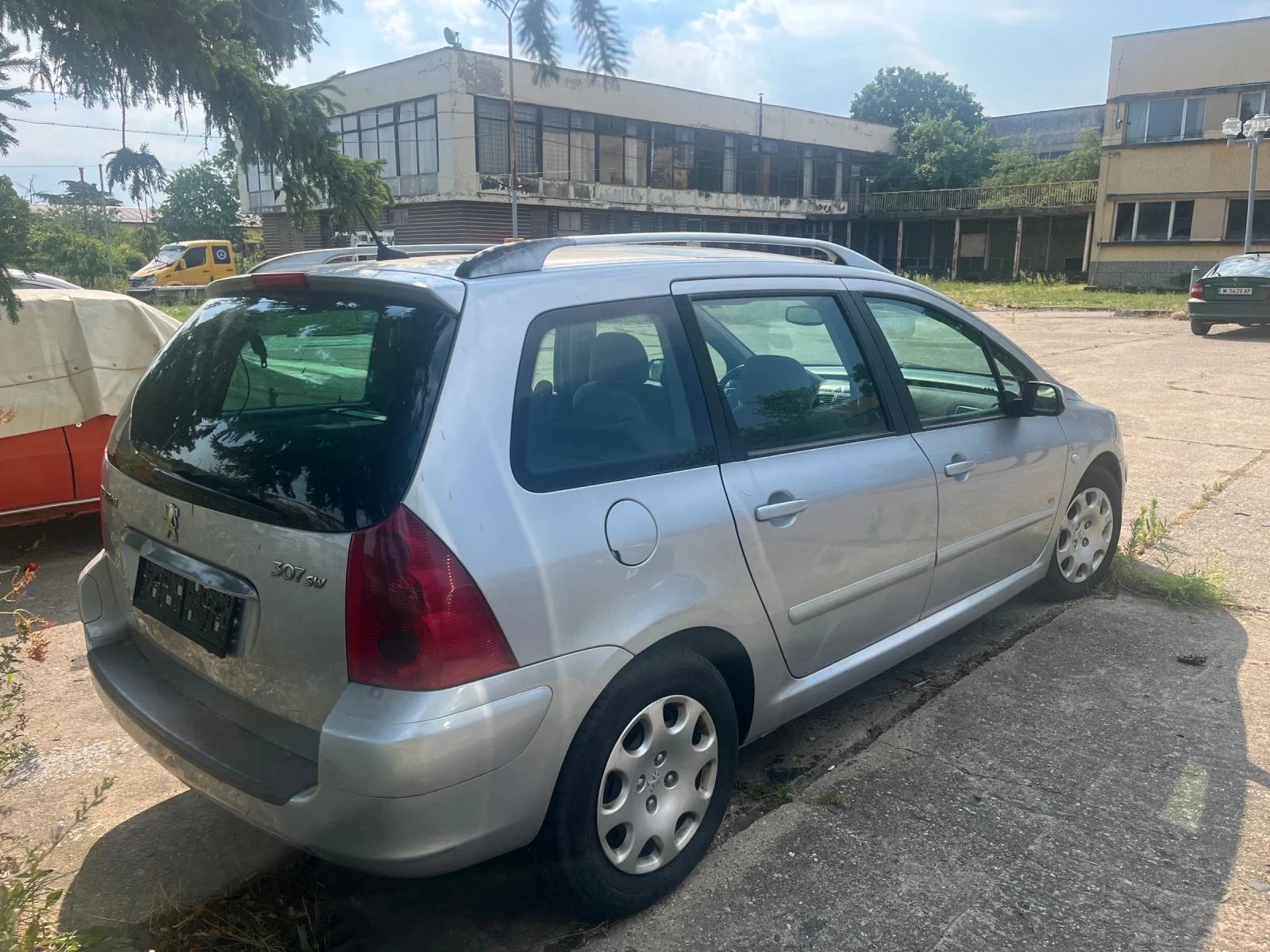 Peugeot 307 SW 2.0 HDI - изображение 6