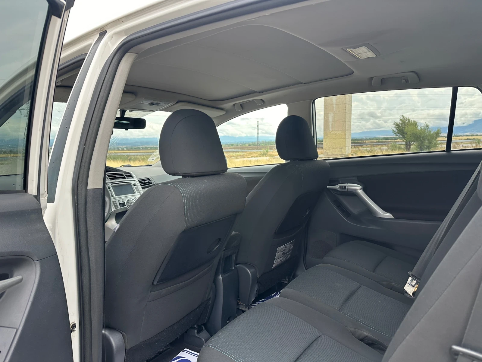 Toyota Verso 2.0 НАВИ КАМЕРА - изображение 10