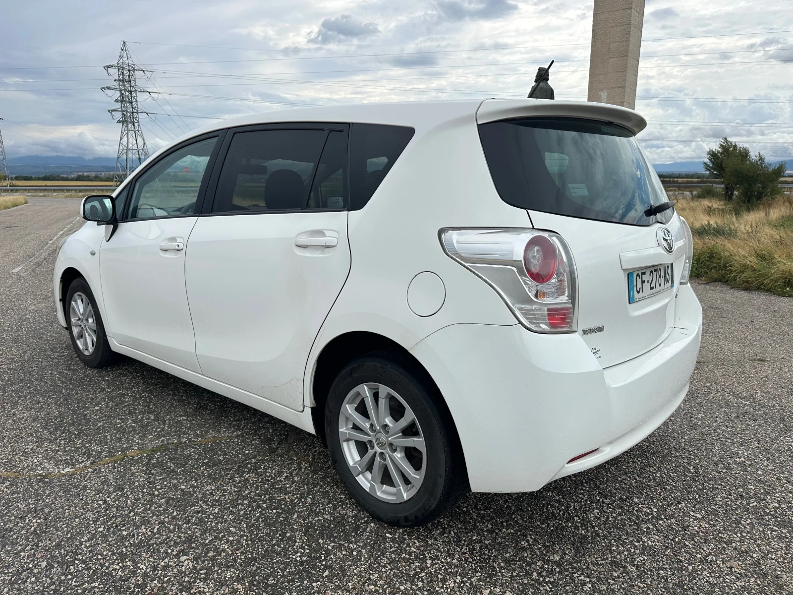 Toyota Verso 2.0 НАВИ КАМЕРА - изображение 5