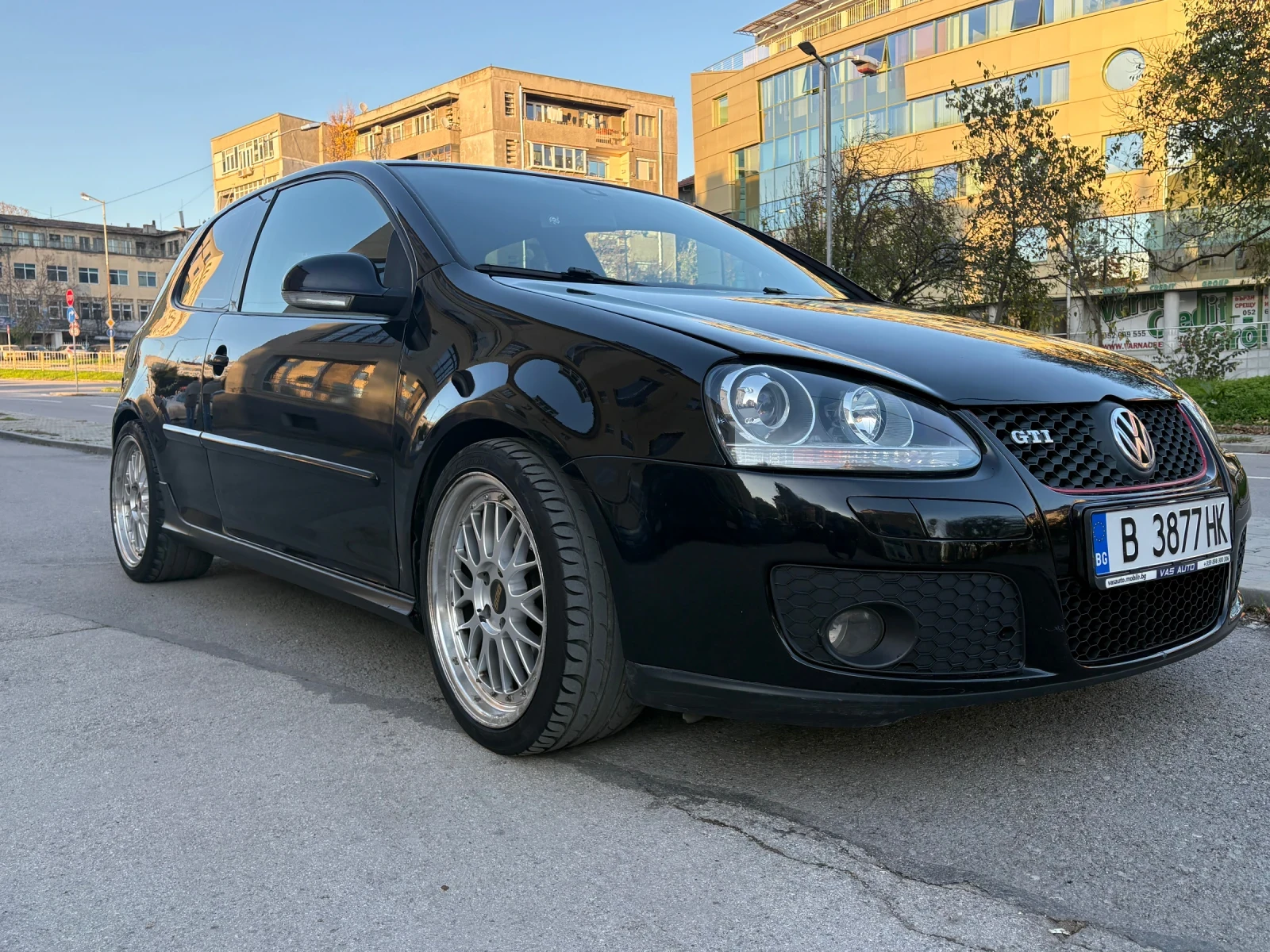 VW Golf GTI - изображение 2