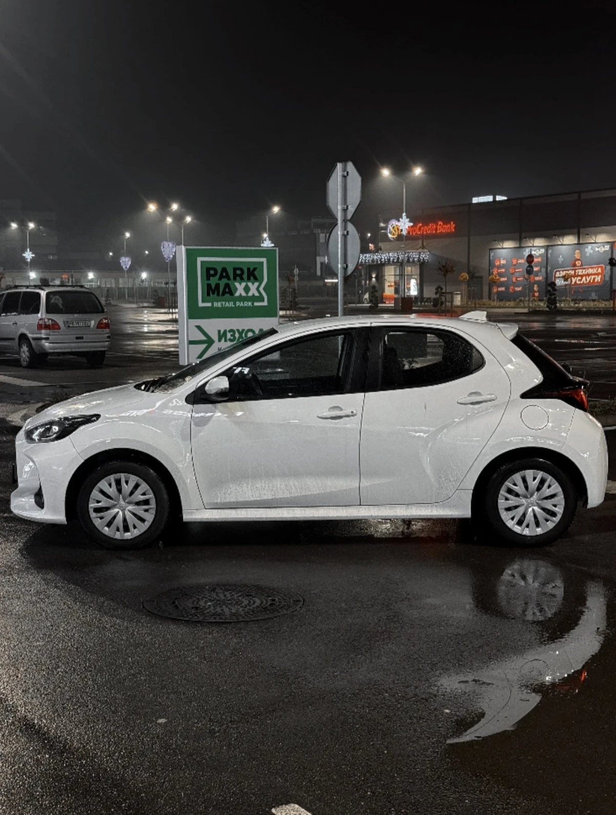 Toyota Yaris  - изображение 2