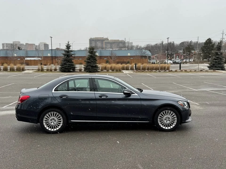 Mercedes-Benz C 300 CARFAX* АВТОФИНАНСИРАНЕ БЕЗ ПЪРВОНАЧАЛНА ВНОСКА - изображение 9