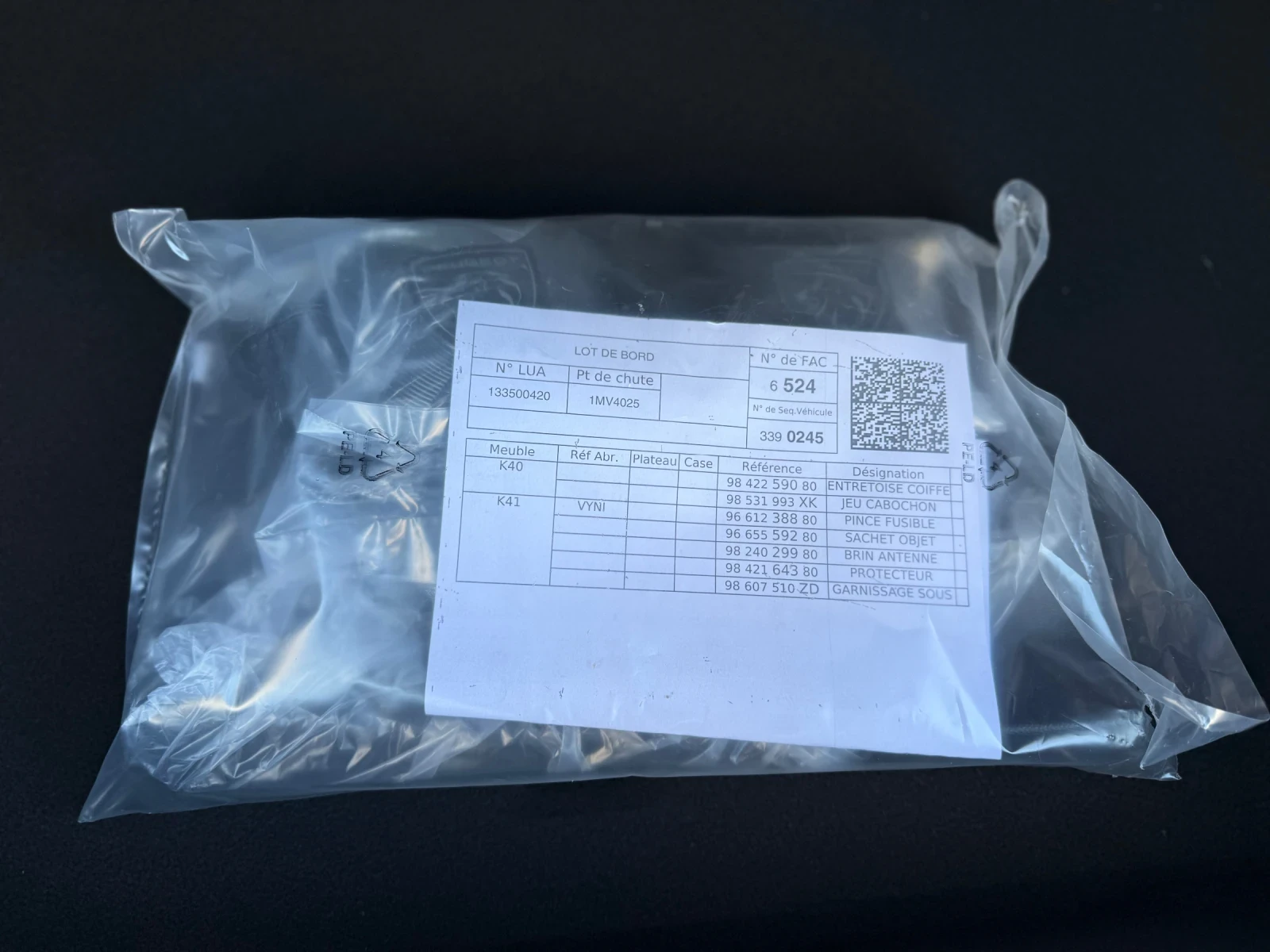 Peugeot 208 1.2i ����� ��� 15��. | Mobile.bg � ����������� 13