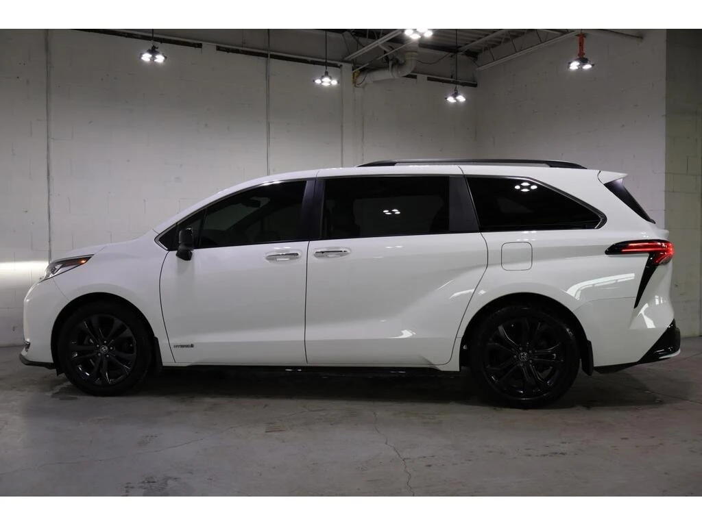 Toyota Sienna  Hybrid XSE * 7 Места * Без Инциденти * Carfax *  - изображение 8