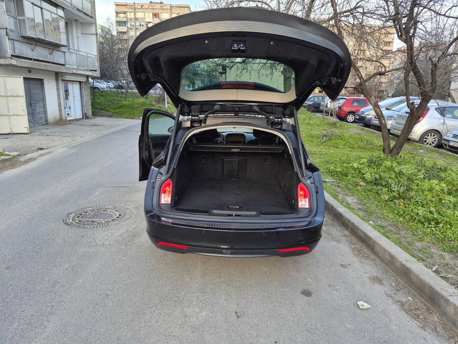 Opel Insignia 2.0 CDTi, снимка 5 - Автомобили и джипове - 53713065