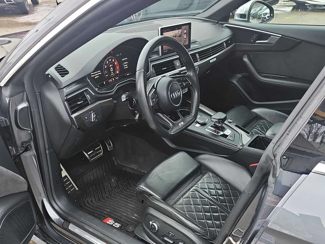 Audi S5  Technik /360/B&O/AMBIENT/PANO/NAVI/LED/MASSAGE, снимка 5 - Автомобили и джипове - 53824713