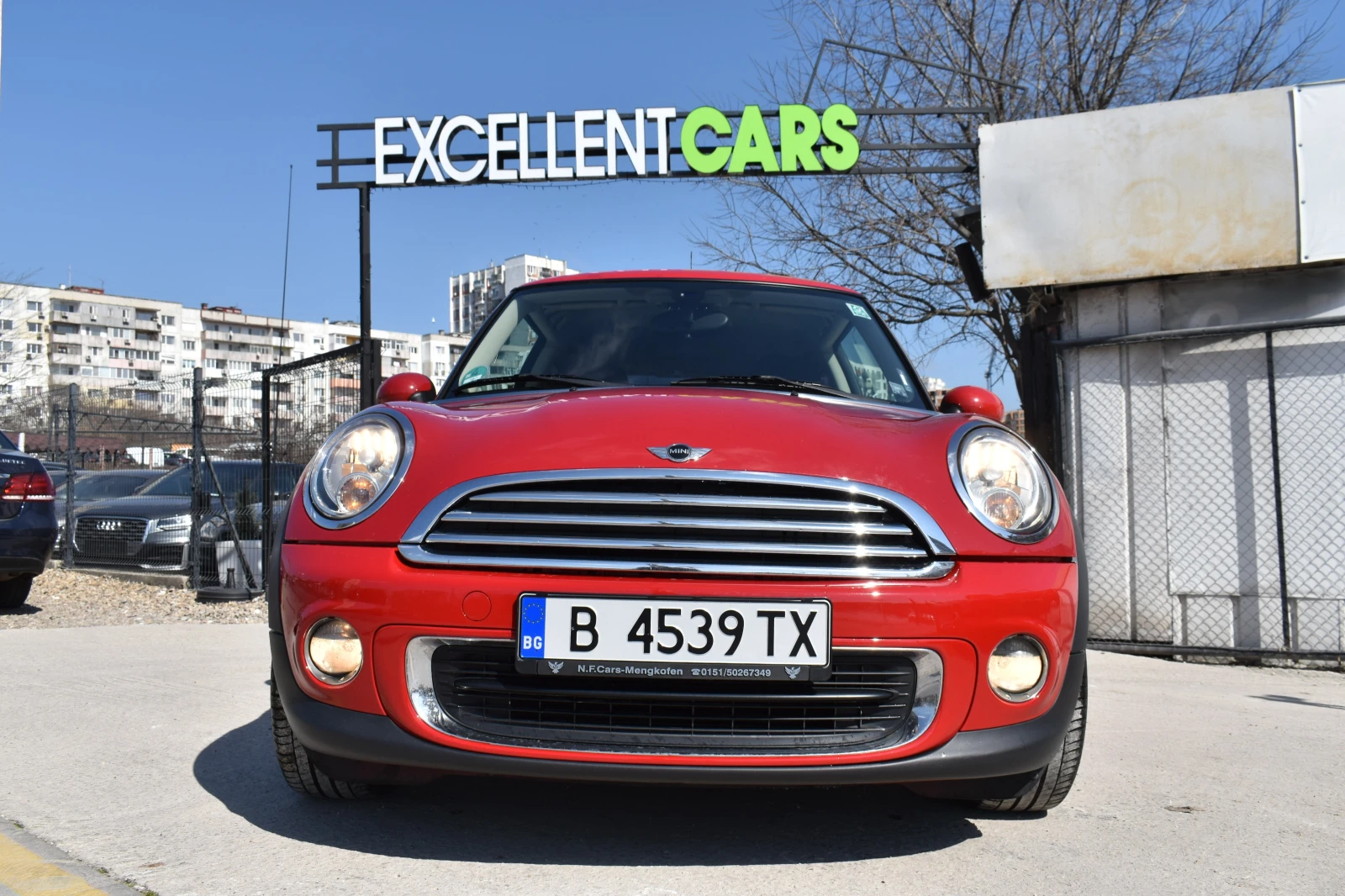 Mini One 1.6i* Сервизна история* ПОДГРЕВИ* 6скорости* , снимка 6 - Автомобили и джипове - 53839017