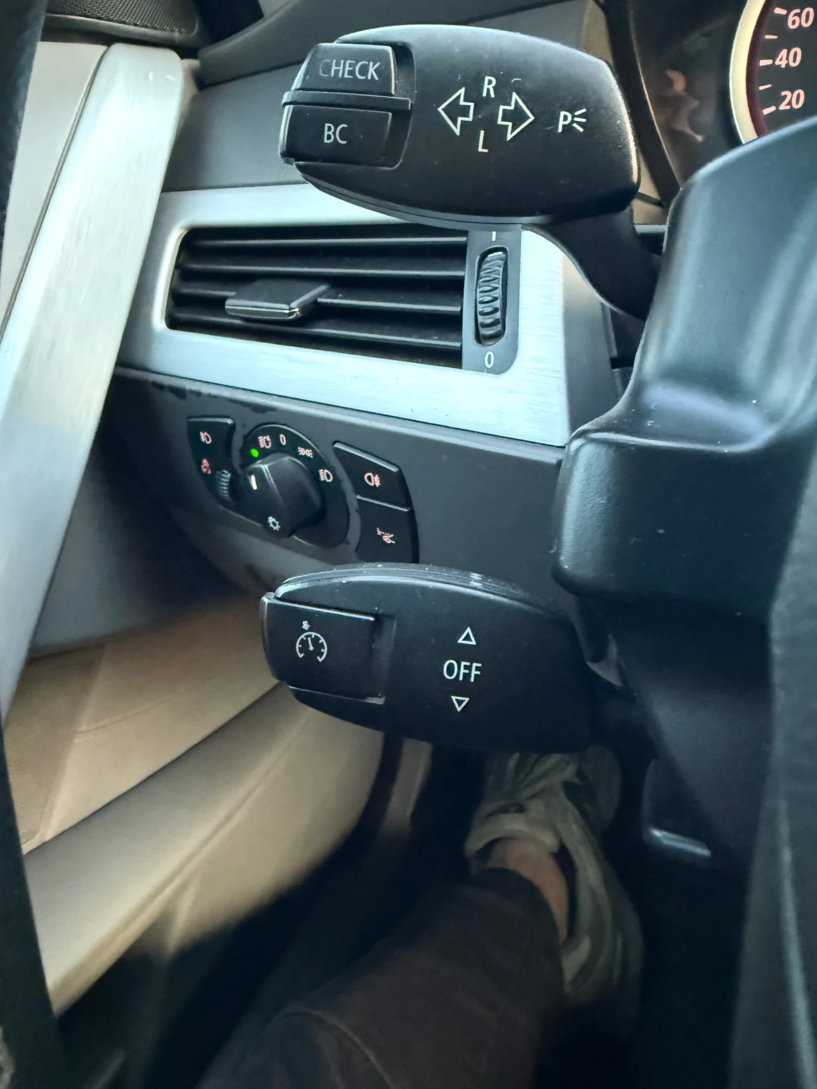 BMW 530 3.0D  M-PACK ЛИЗИНГ , снимка 15 - Автомобили и джипове - 53850449