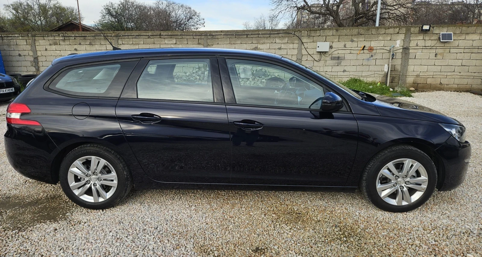 Peugeot 308 1.6 E-HDI..SW, снимка 4 - Автомобили и джипове - 54086137