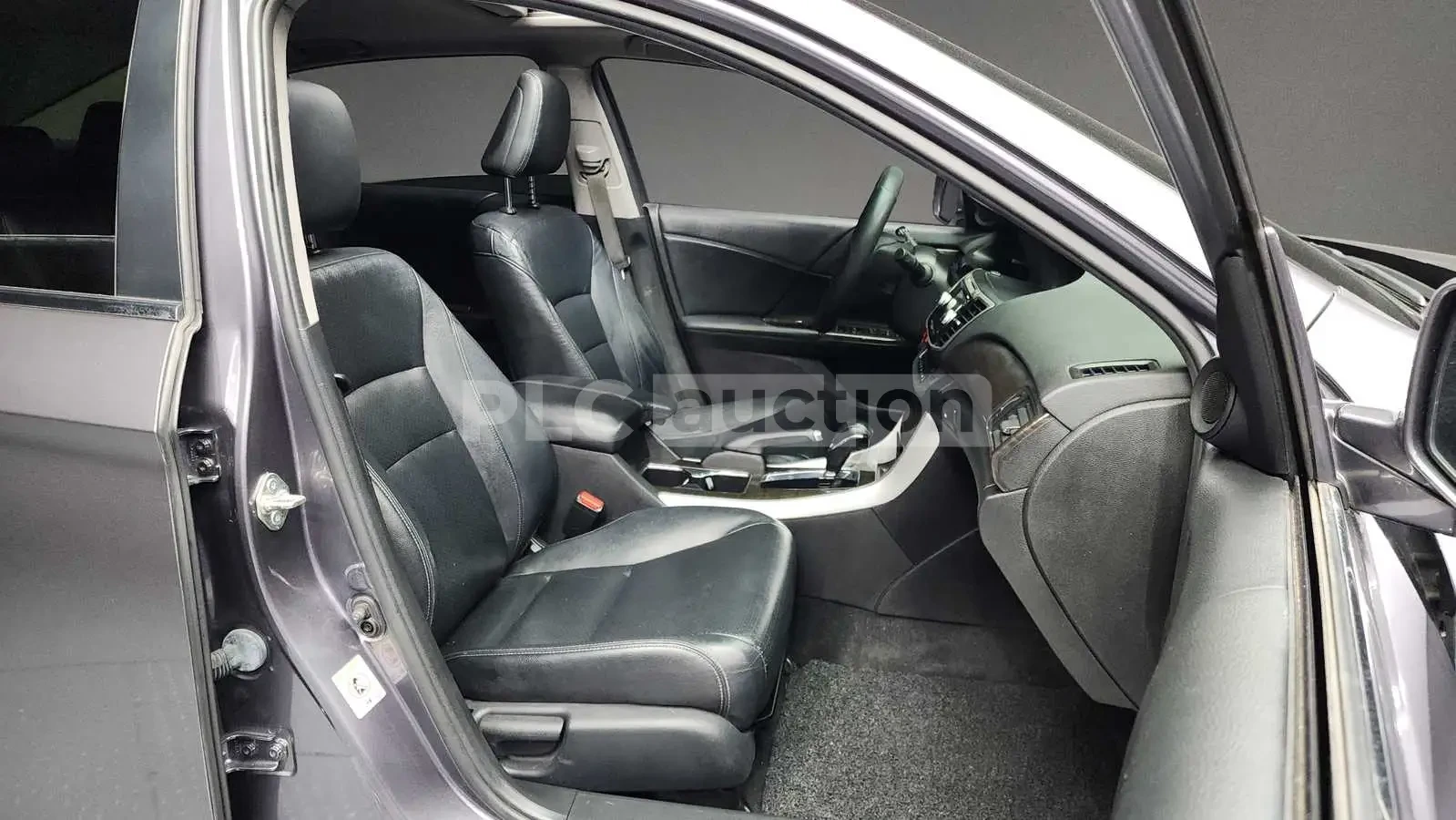 Honda Accord, снимка 11 - Автомобили и джипове - 54205288